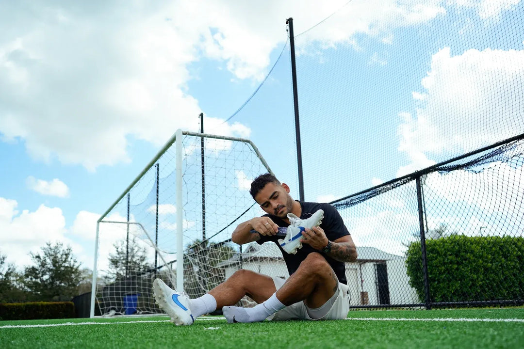 Ivan Arenas holding his Blumaka NonSlip insole